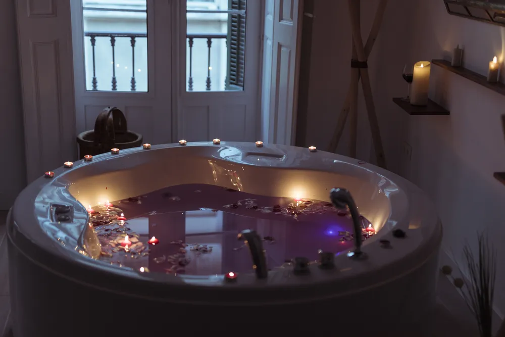 spa en intérieur pour économiser le chauffage